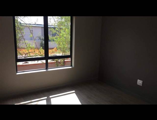 2 BEDROOM PROPERTY TO RENT IN BRYANSTON